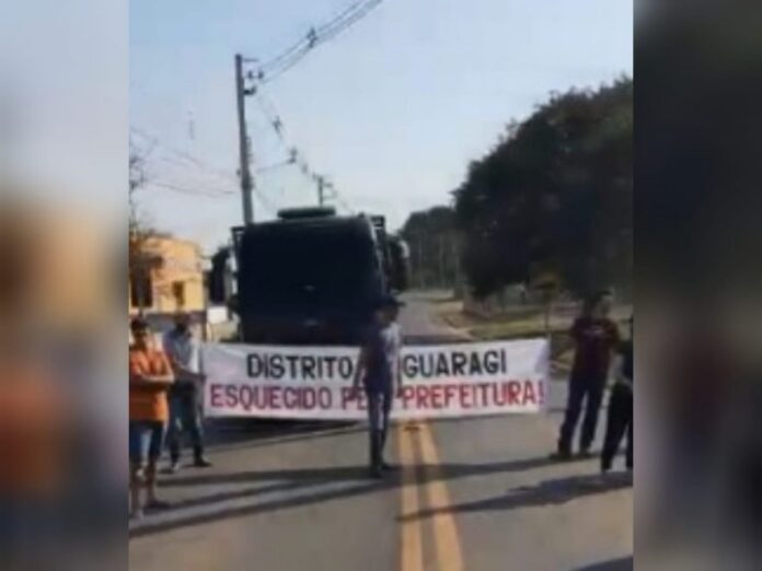 manifestaçao-guaragi-880x660