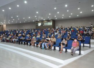 Jandaia do Sul entrega cartões do Auxílio Emergencial; veja