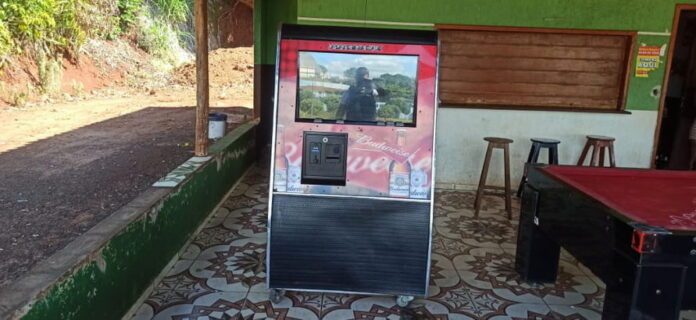 Som-alto-incomoda-e-maquina-e-apreendida-em-Borraz-00555083-0-202110212114