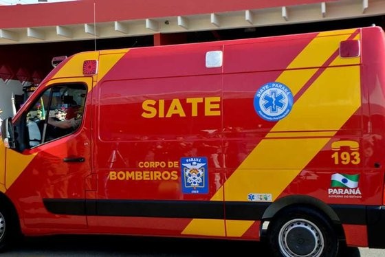 Bombeiros-atendem-caminhoneiro-preso-as-ferragens--00619778-0-202202161151