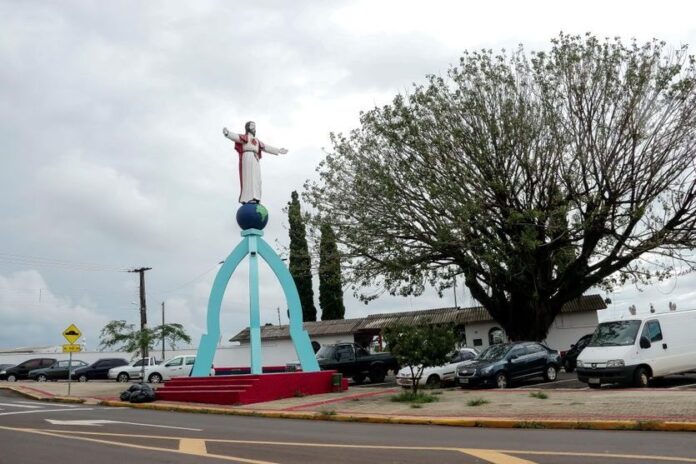 Apucarana-registra-onda-de-furtos-em-cemiterios-00622353-0-202203021804-md