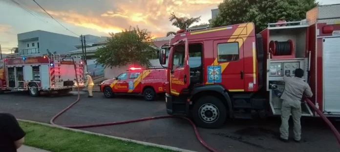 Incendio-mobilizou-tres-viaturas-do-Corpo-de-Bombe-00833631-0-202402041929-ScaleDownProportional