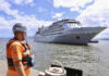 Porto de Paranaguá recebe navio de cruzeiro de luxo Silver Wind