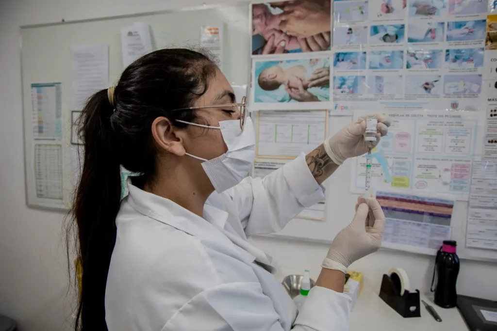 Apucarana vacina contra a gripe neste sábado em 25 UBSs; veja quais