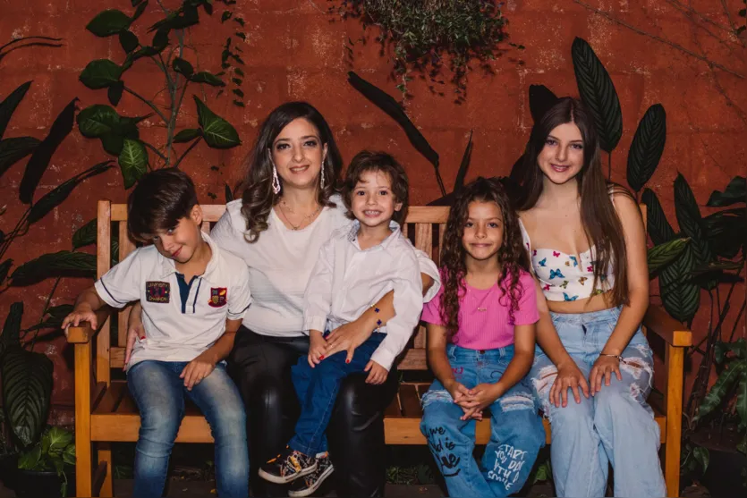 Dia das Mães: apucaranenses contam histórias de luta pelos filhos