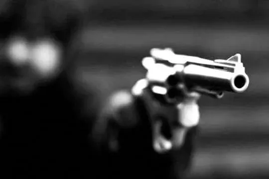 Agricultor tem caminhonete levada por assaltantes em São Pedro do Ivaí