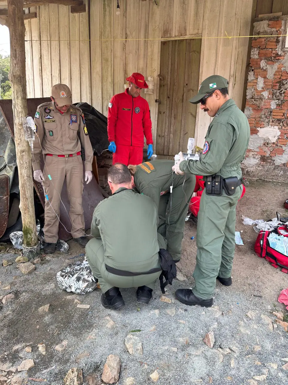 Idoso fica dois dias perdido em morro no Paraná e é encontrado em estado debilitado