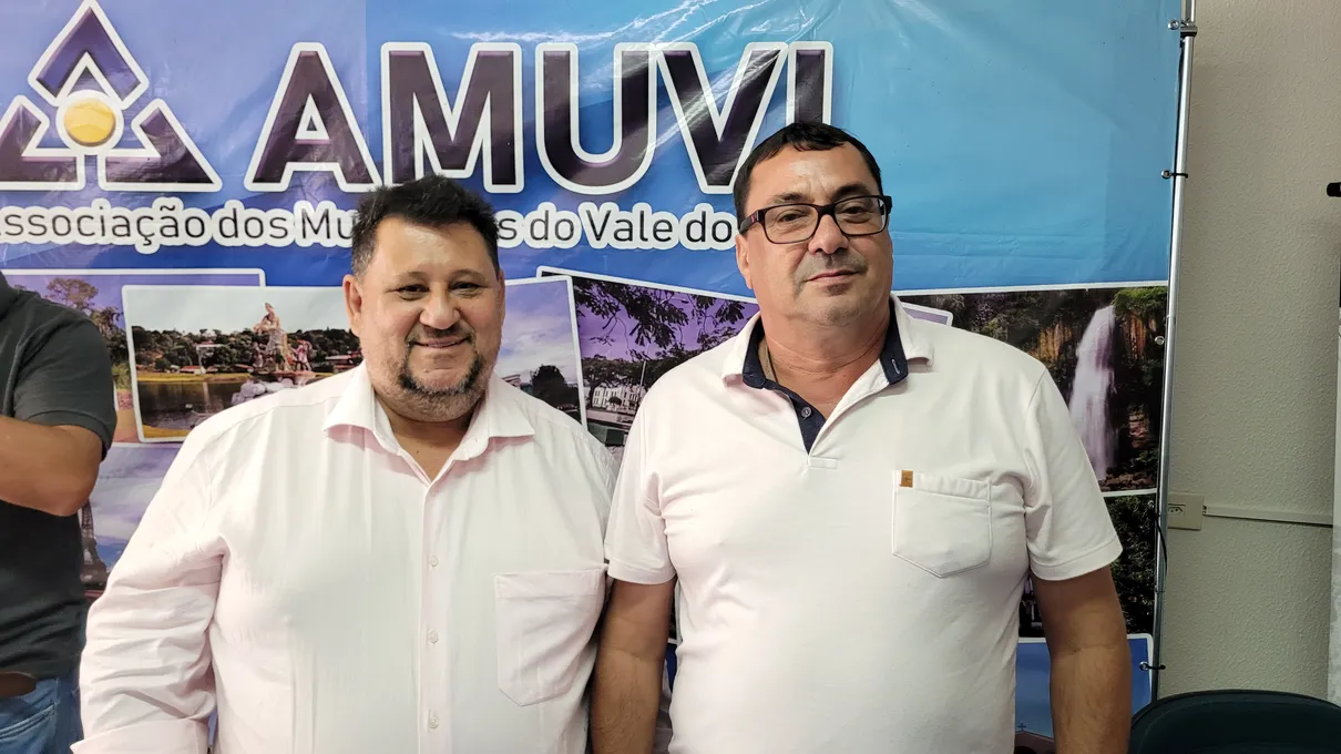 Prefeitos da Amuvi elegem novo presidente da associação