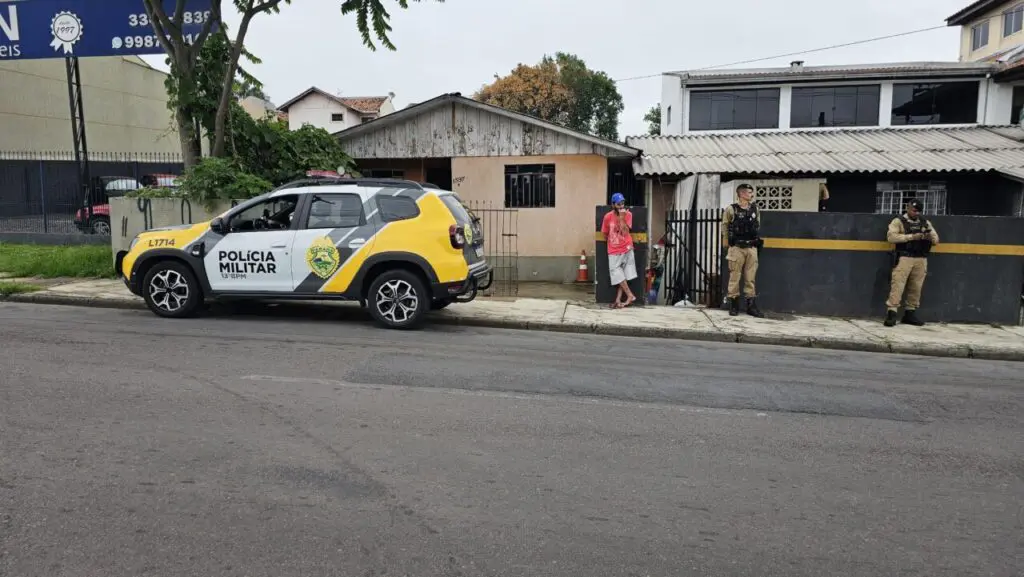 Mistério: homem invade quintal, fala sobre Deus e morre em Curitiba