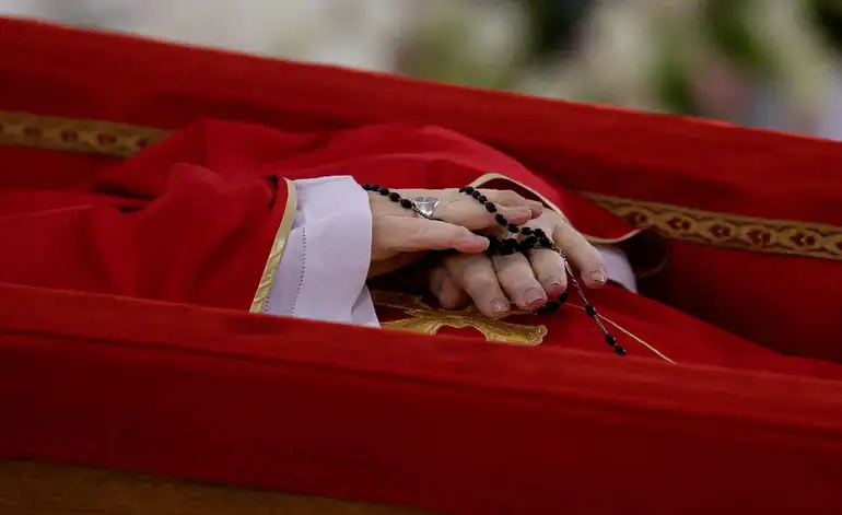 Argentina se despede do papa Francisco com “abraço simbólico” em missa
