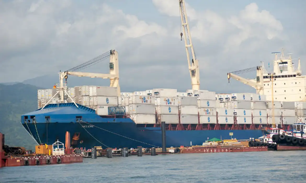 Mdic retoma seguro de crédito à exportação pós-embarque