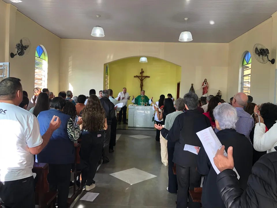 Capela de Nossa Senhora Aparecida é reinaugurada em Jandaia do Sul