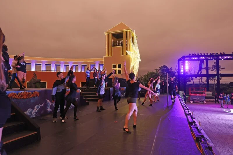 Estreia de superprodução do Natal de Curitiba muda o trânsito nesta sexta-feira