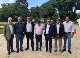 Prefeito Ditão Pupio garante 200 novas casas para Jandaia do Sul durante agenda em Curitiba