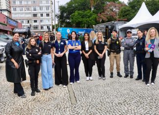 Forças de segurança participam do evento Mulheres em Ação, em Curitiba