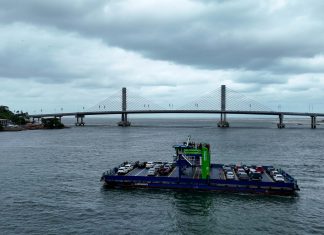 Ponte de Guaratuba aposenta ferry boat após mais de 60 anos de travessias