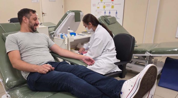 Hemepar tem transporte gratuito e coletas externas para grupos de doadores de sangue