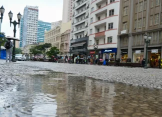 Com chuvas acima da média, Paraná sai da situação de seca moderada