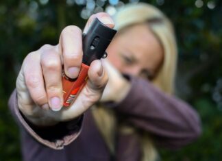 Spray de pimenta para mulher é medida paliativa, diz promotora
