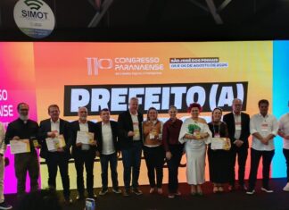 Ditão Pupio recebe o Prêmio Prefeito Inovador 2026 em congresso estadual de Cidades Digitais