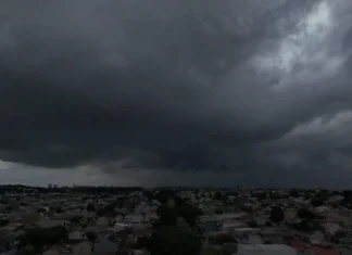 Feriadão terá céu nublado, chuva e risco de tempestade no Paraná