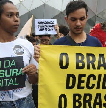 Sociedade civil manifesta preocupação ao TSE por censura nas redes